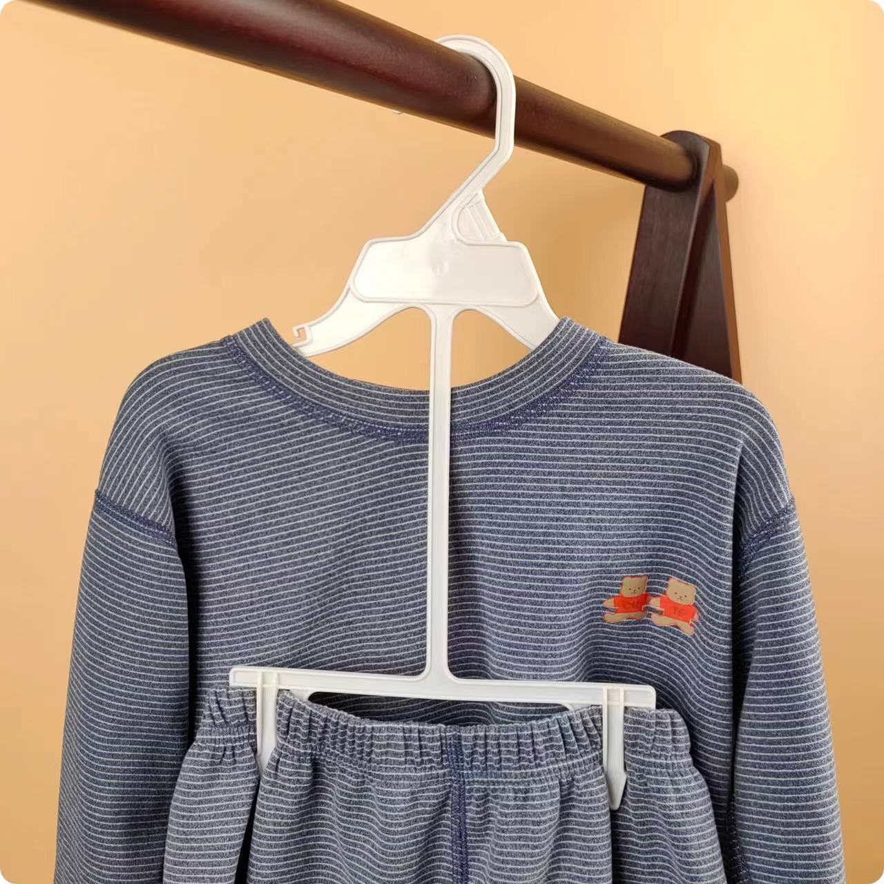 Baby Clothing Onesies - 10 stuks kinderkledinghangers van plastic, voor