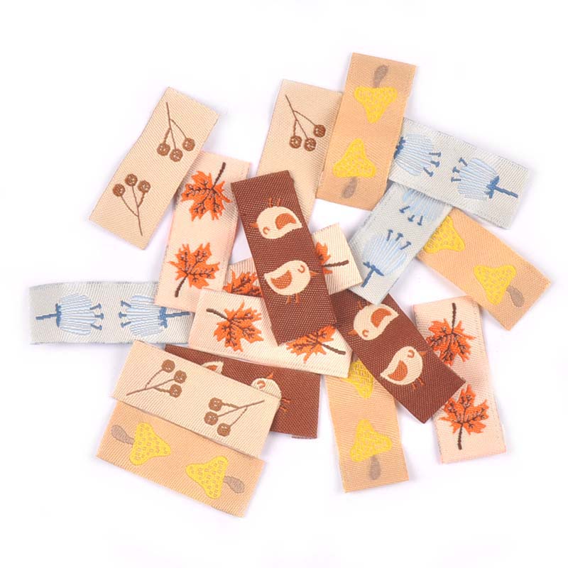 Baby Clothing Labels - 50 Stuks Esdoorn/Paddestoel Borduren Wasbare Etiketten